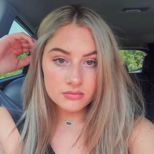 Meet your Posher, Paige